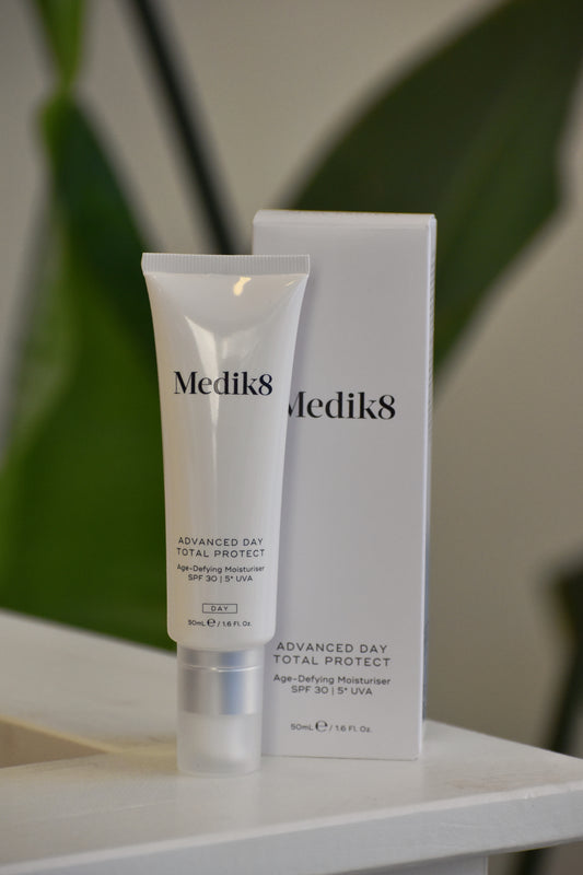 MEDIK8 - Advanced day total protect SPF30